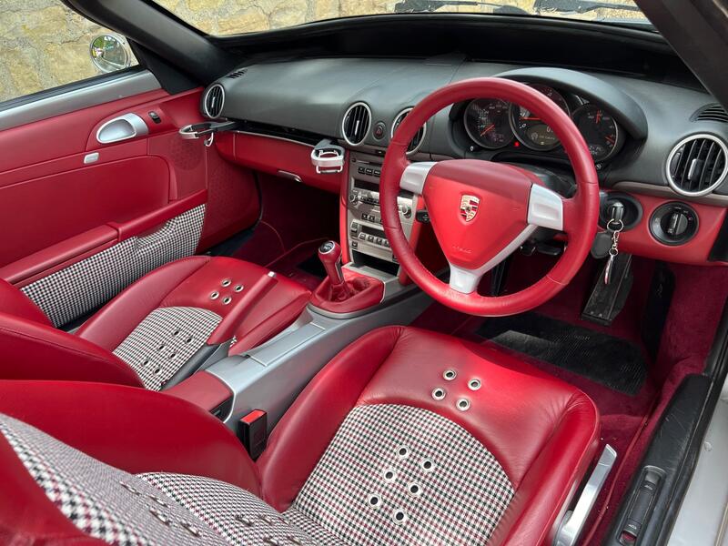 PORSCHE BOXSTER