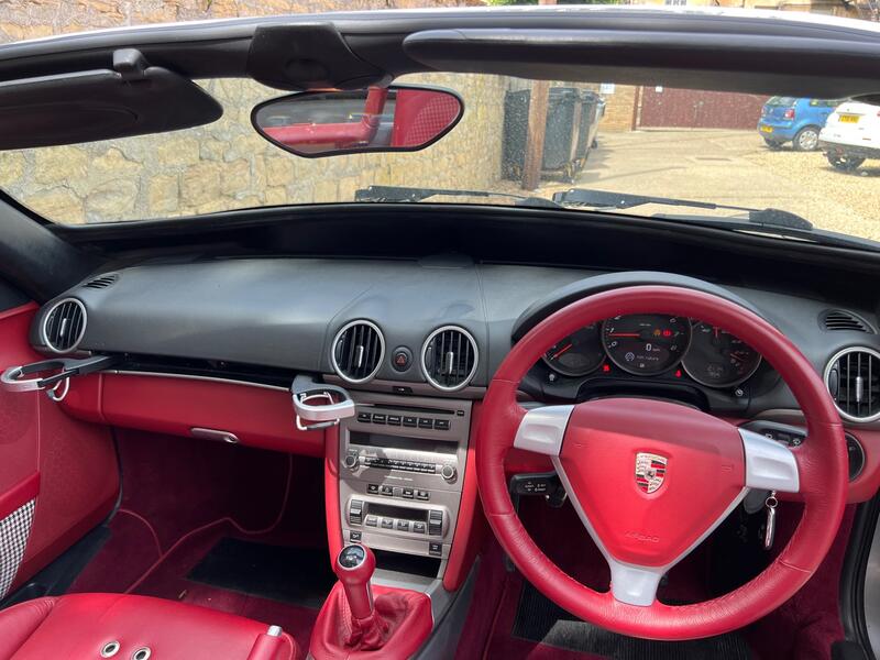 PORSCHE BOXSTER