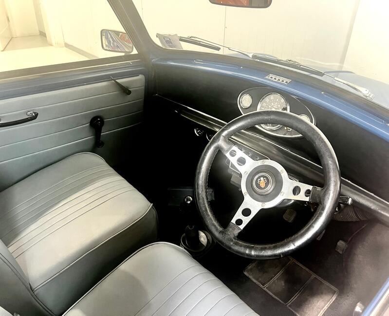MORRIS MINI