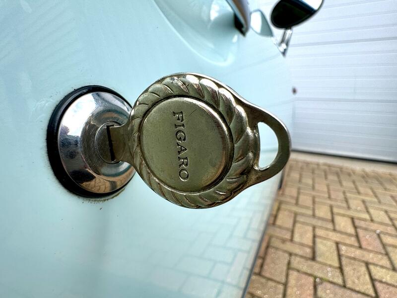 NISSAN FIGARO