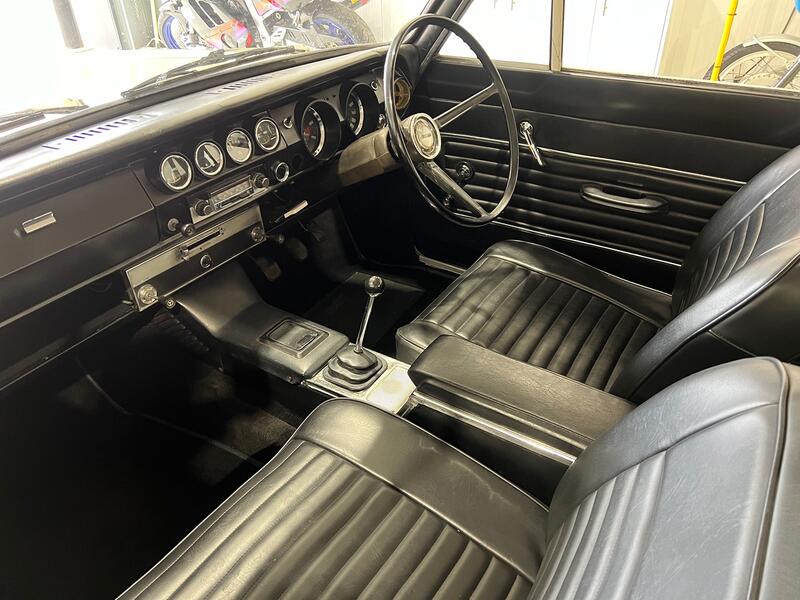 FORD CORTINA
