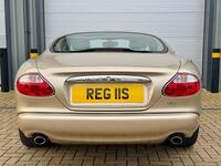 JAGUAR XK8