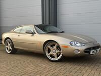 JAGUAR XK8
