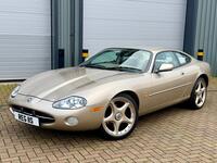 JAGUAR XK8