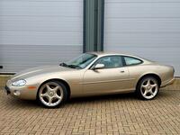 JAGUAR XK8