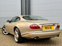 JAGUAR XK8