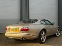 JAGUAR XK8