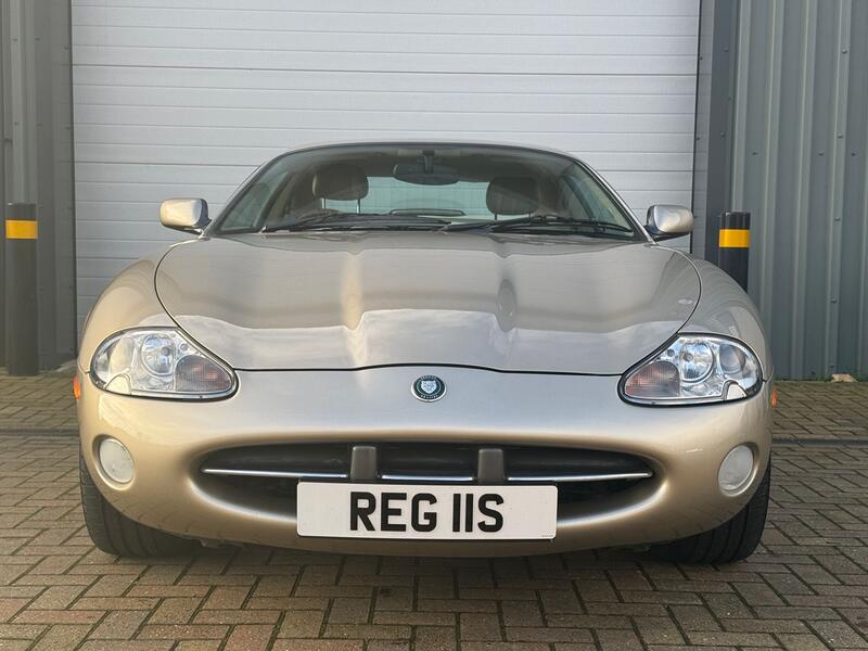 JAGUAR XK8