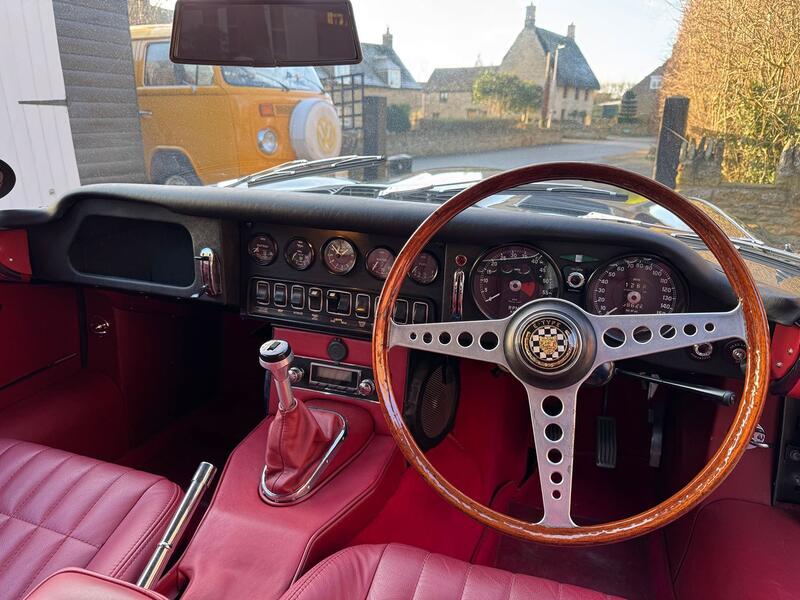 JAGUAR E-TYPE