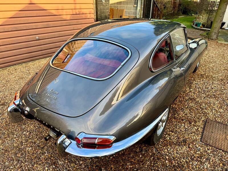 JAGUAR E-TYPE