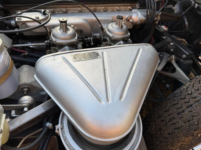 JAGUAR E-TYPE