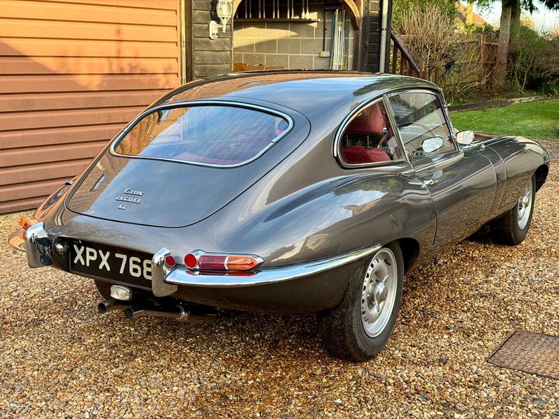 JAGUAR E-TYPE