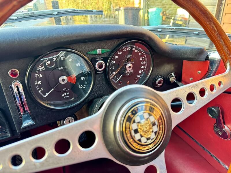 JAGUAR E-TYPE