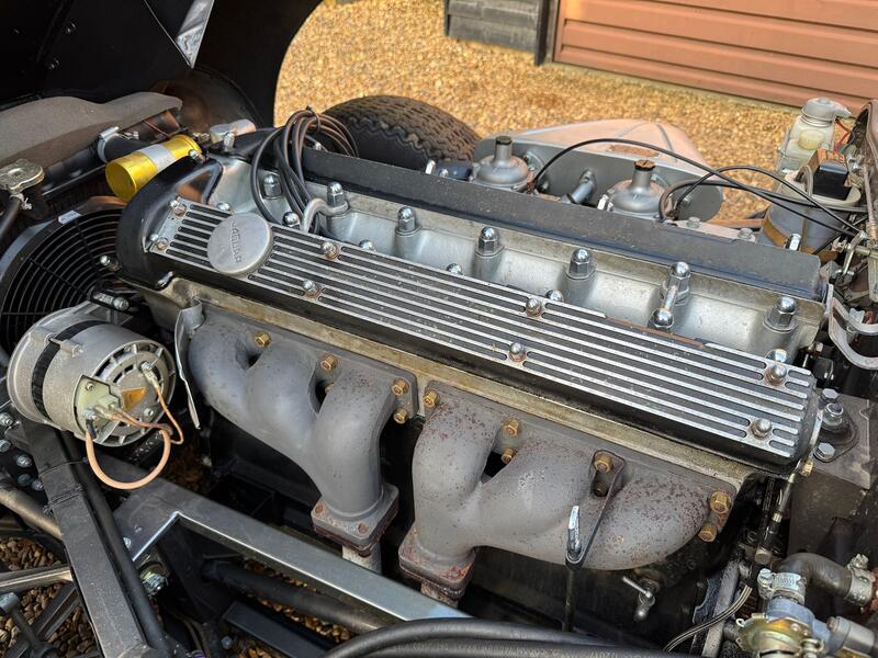 JAGUAR E-TYPE