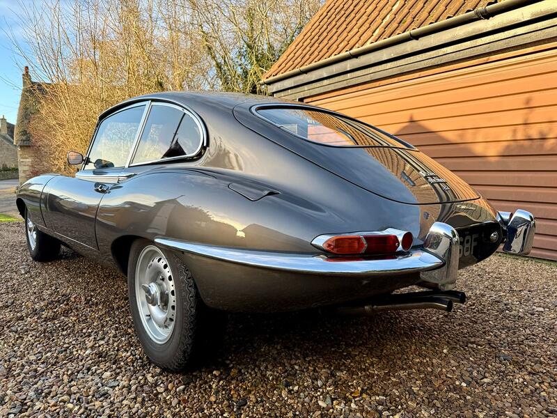JAGUAR E-TYPE