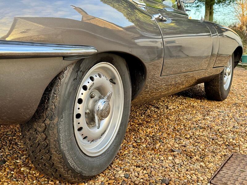 JAGUAR E-TYPE