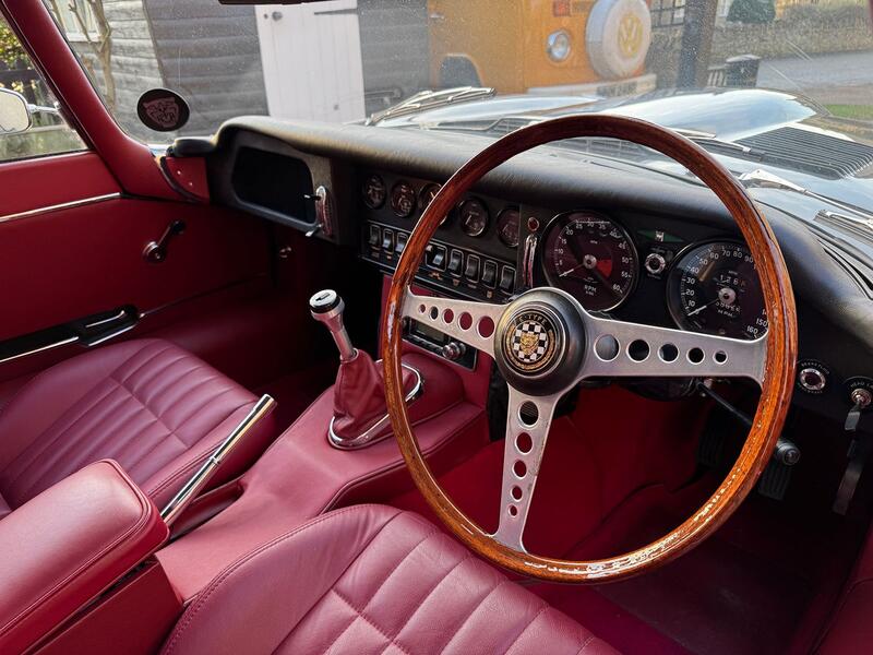 JAGUAR E-TYPE