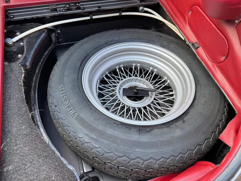 JAGUAR E-TYPE