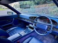 PORSCHE 944