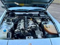 PORSCHE 944