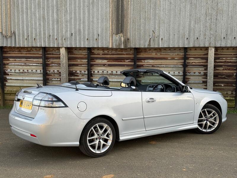 SAAB 9-3
