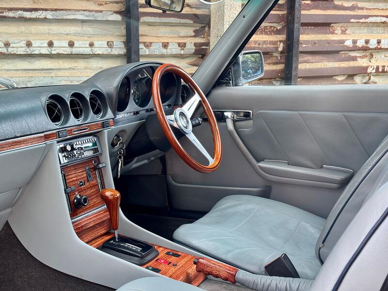 MERCEDES-BENZ 280