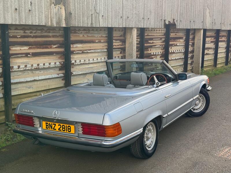 MERCEDES-BENZ 280