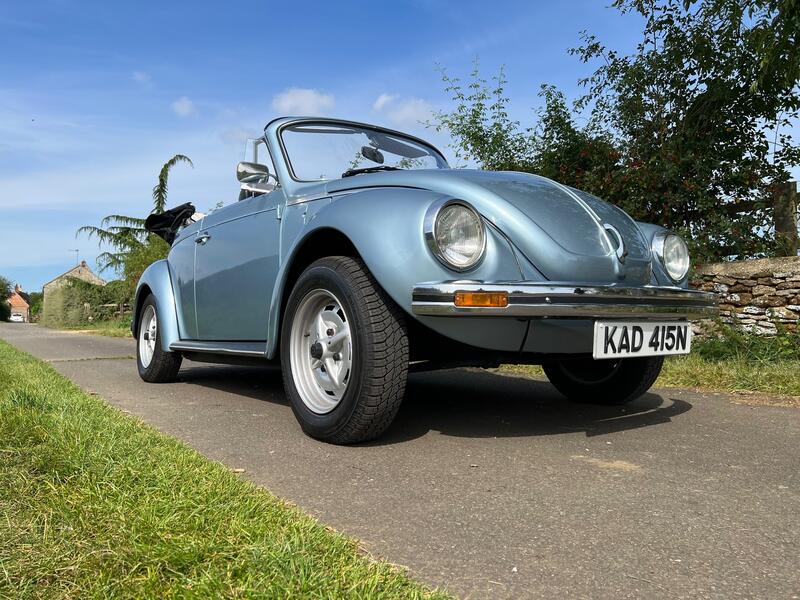 VOLKSWAGEN BEETLE