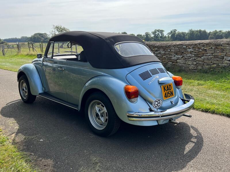 VOLKSWAGEN BEETLE